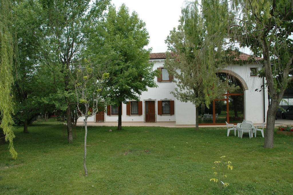 Rose Rosse Bed and Breakfast Cadi David Εξωτερικό φωτογραφία