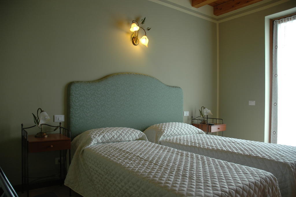 Rose Rosse Bed and Breakfast Cadi David Εξωτερικό φωτογραφία