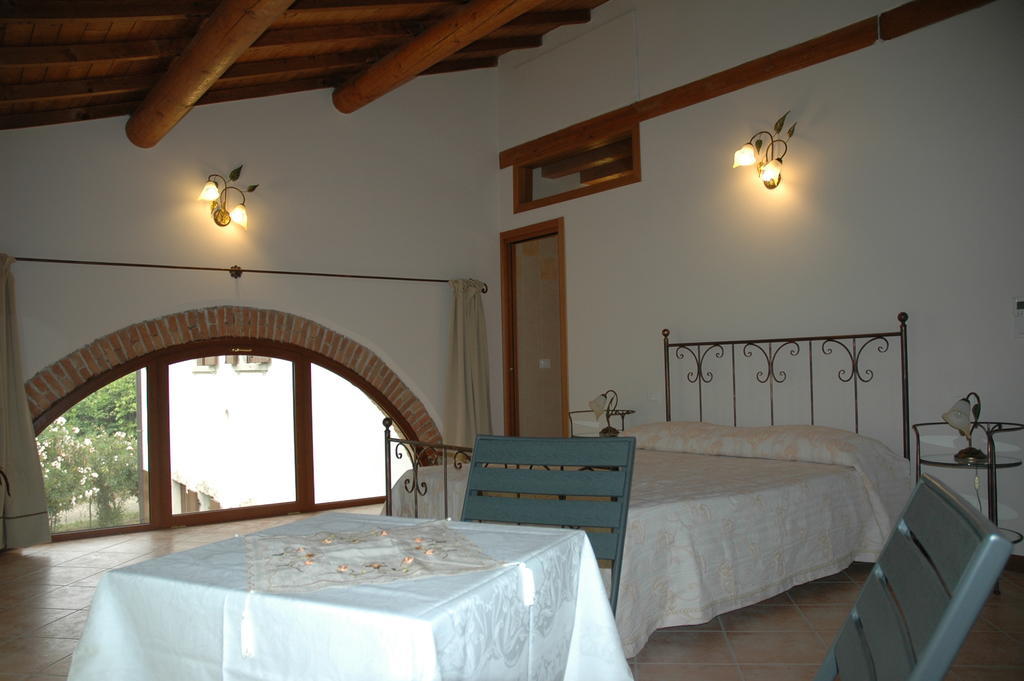 Rose Rosse Bed and Breakfast Cadi David Εξωτερικό φωτογραφία